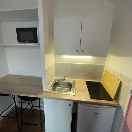 Διαμέρισμα Roza, Proche Centre Καν